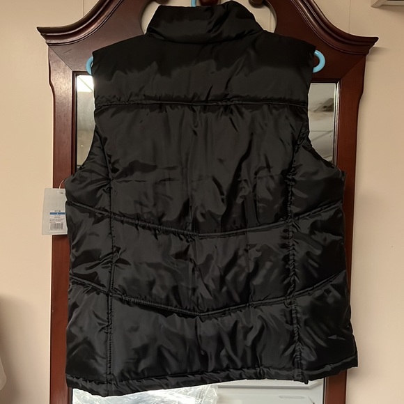 MERONA Black Puffy Vest NWT - Picture 2 of 9